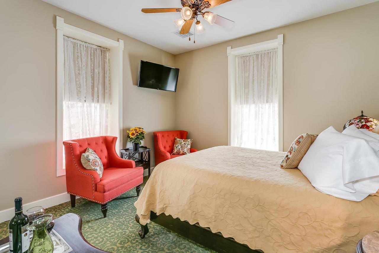 Marion Historic Elgin Hotel מראה חיצוני תמונה