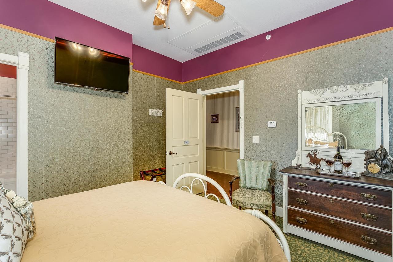 Marion Historic Elgin Hotel מראה חיצוני תמונה